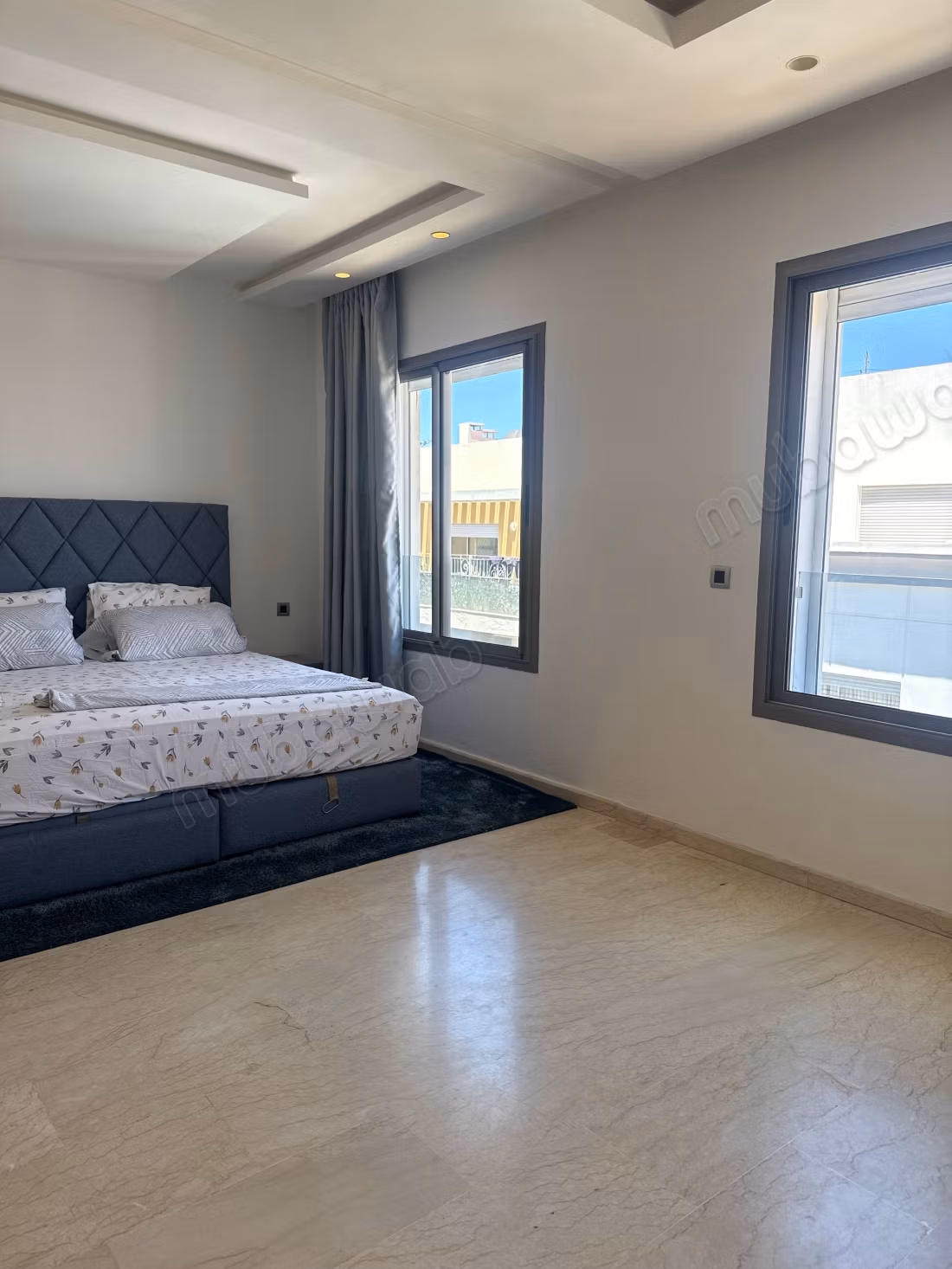 Furnished apartment - 2 bedrooms, Ferme Bretonne Available immediately