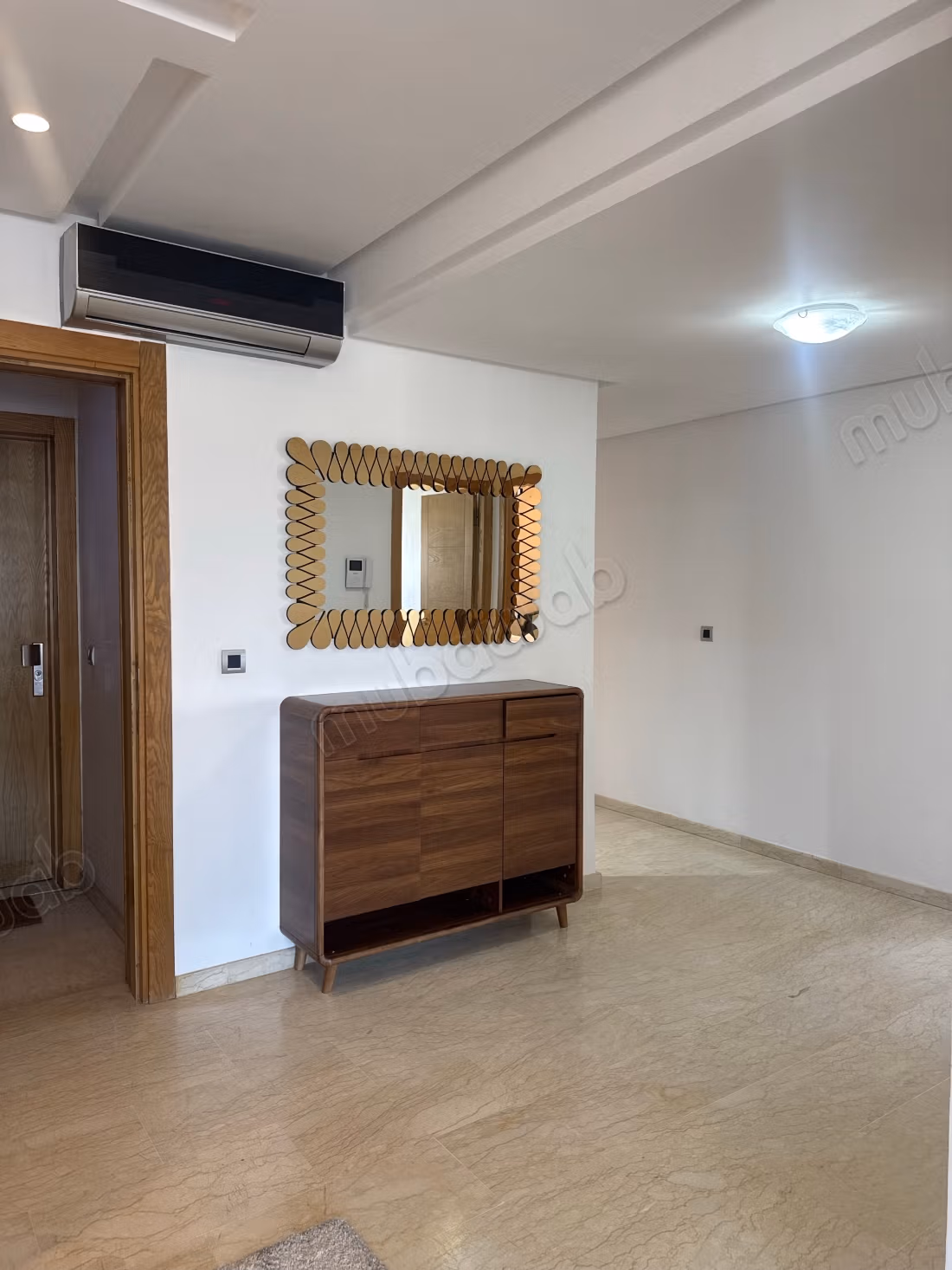 Furnished apartment - 2 bedrooms, Ferme Bretonne Available immediately