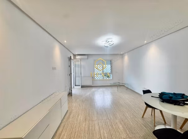 Rez de chaussée S3 avec jardin à La Marsa