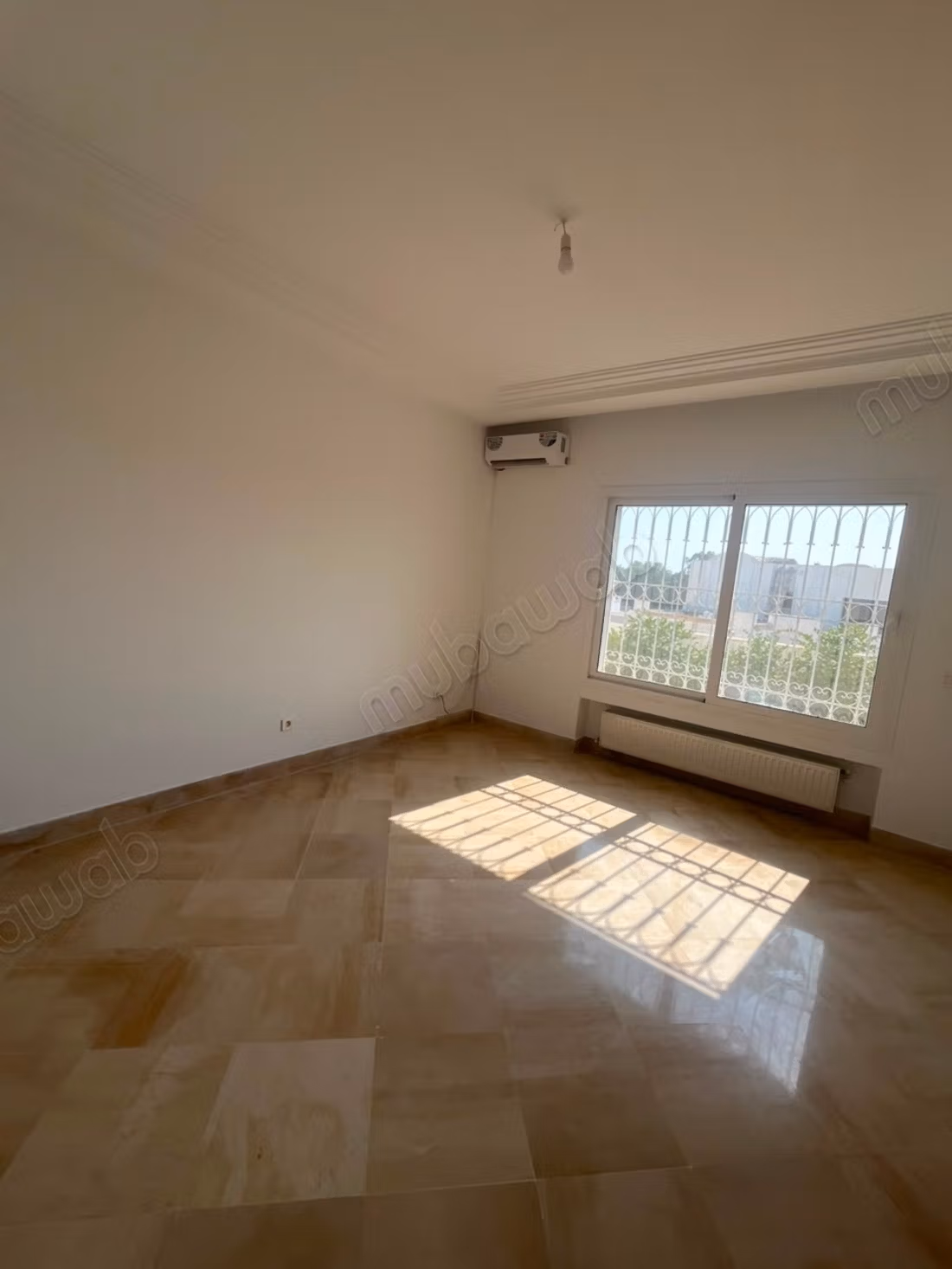 Appartement de prestige avec jardin à La Marina