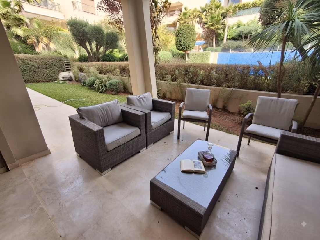 Bellissimo appartamento al piano giardino arredato in affitto