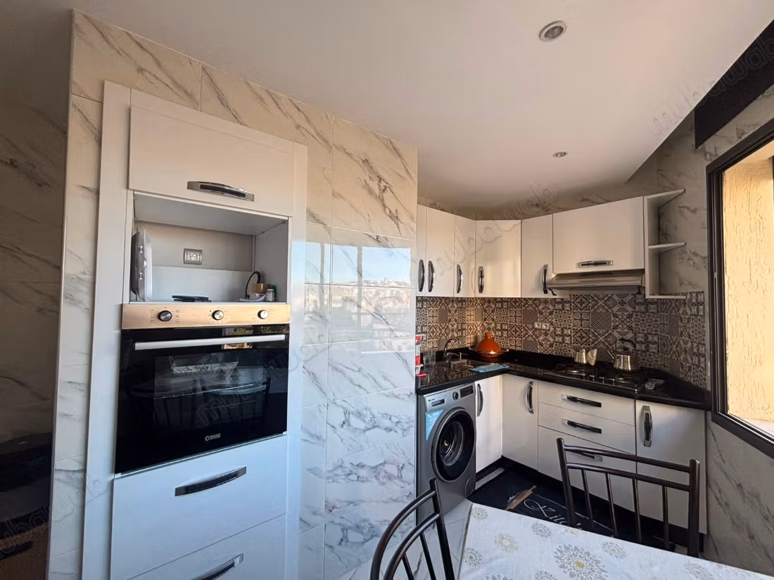Appartamento Elegante Arredato in Affitto