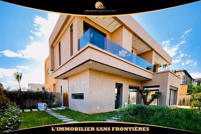 Villa vacía en venta en la Ruta de Ourika en Marrakech con piscina privada – 400 m²