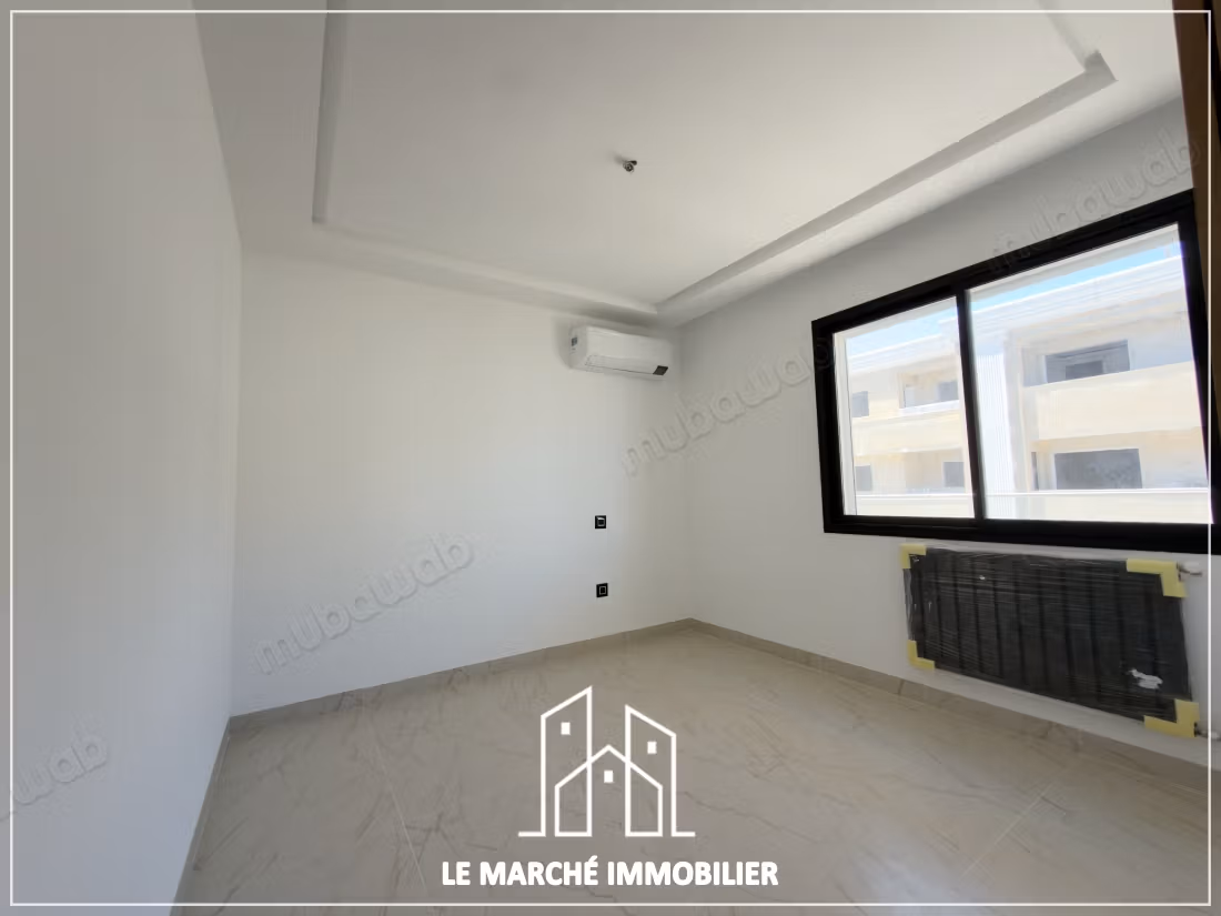 A vendre s2 de 127 m au menzah 9c