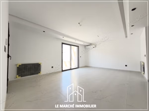 A vendre s2 de 127 m au menzah 9c