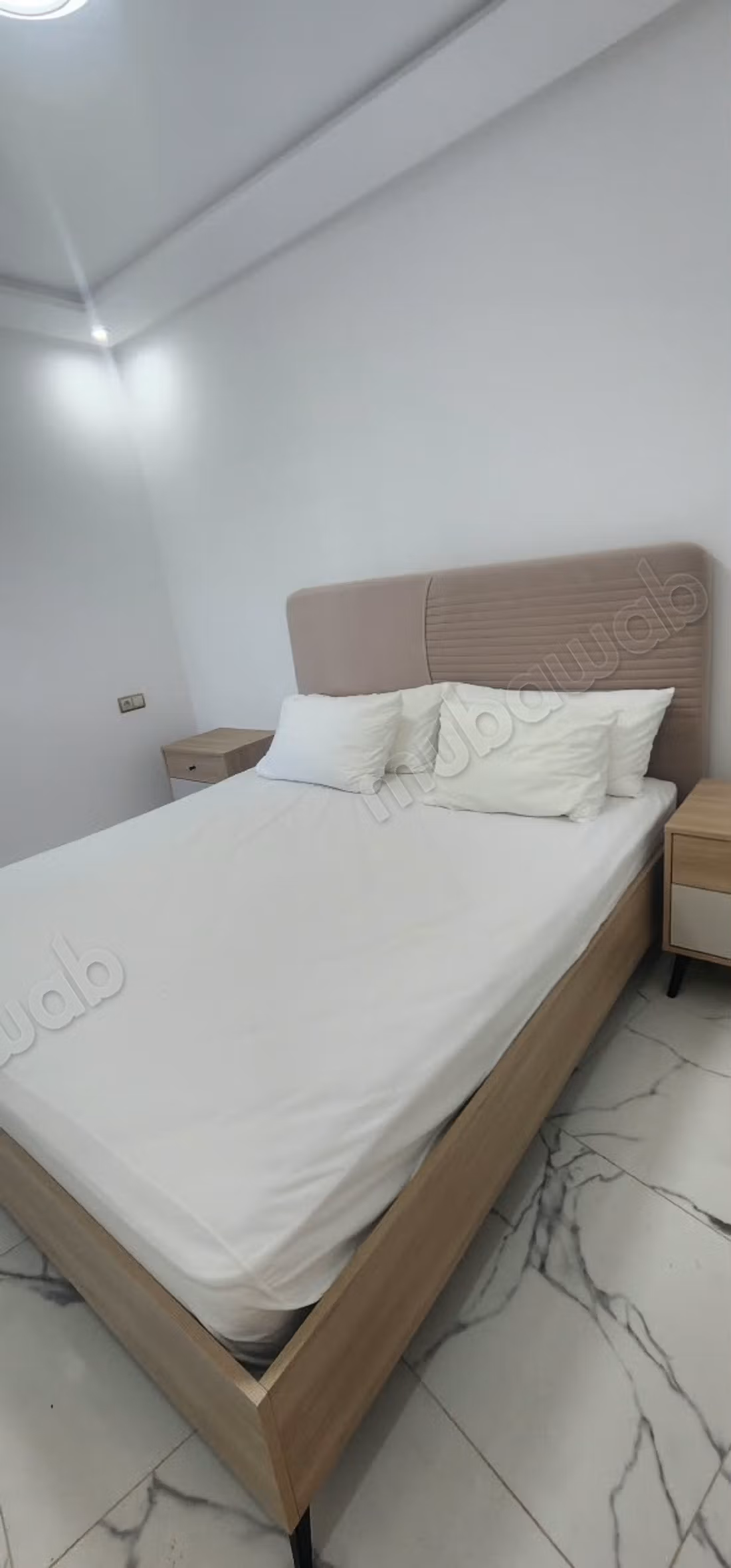 Gemeubileerd Appartement 3 Slaapkamers Te Huren per Dag
