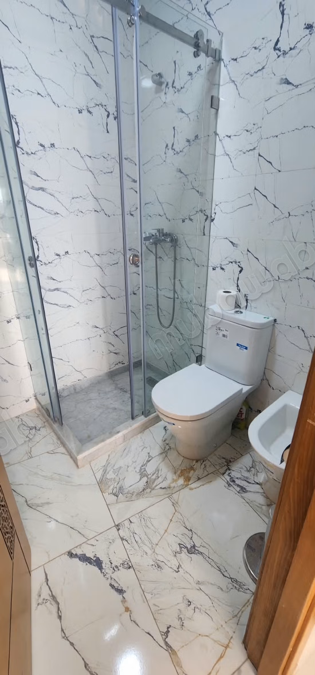 Gemeubileerd Appartement 3 Slaapkamers Te Huren per Dag