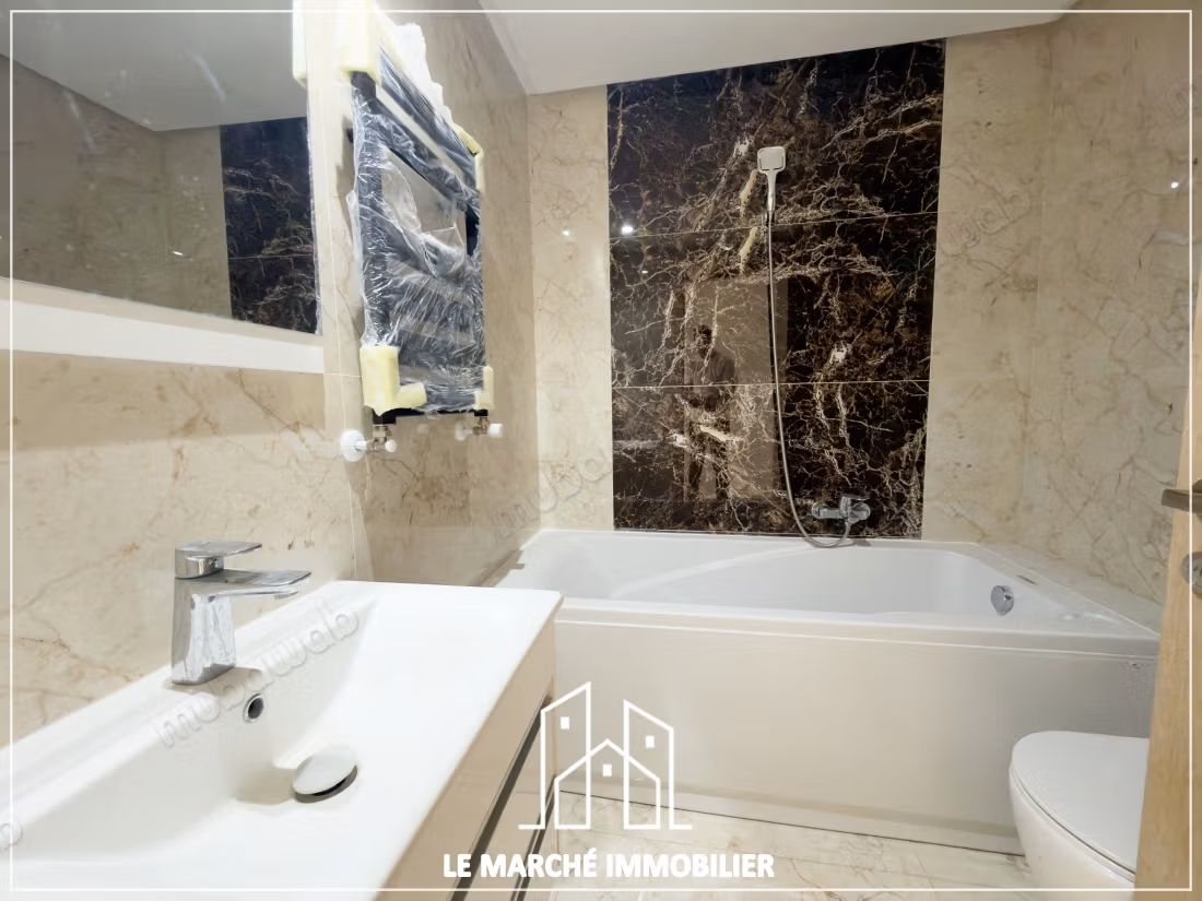 A vendre appartement s2 avec jardin au menzah 9