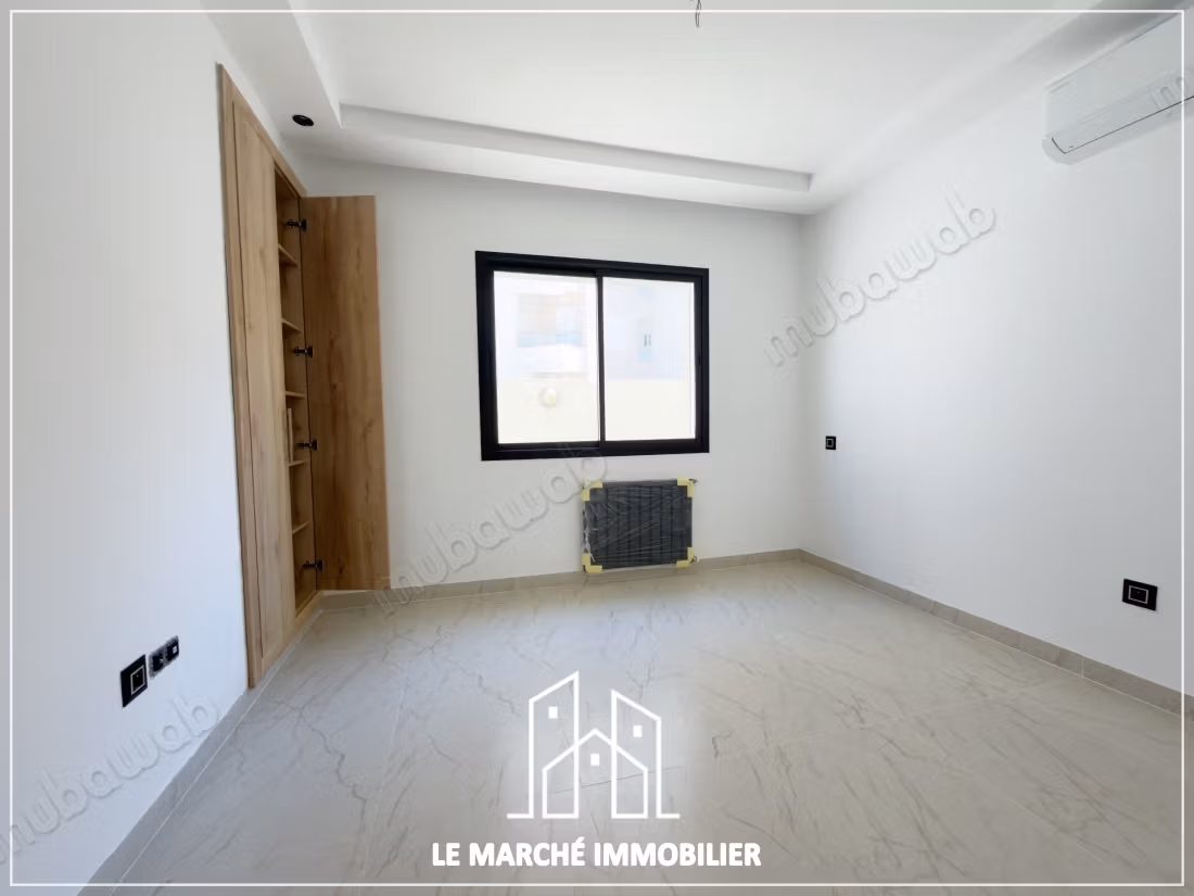 A vendre appartement s2 avec jardin au menzah 9