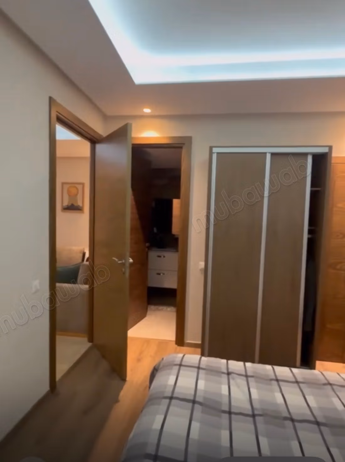 Bellissimo studio arredato all'Oasis a lungo termine