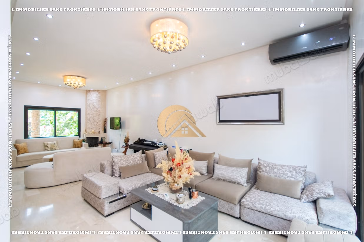 Empty villa for sale in Targa, Marrakech – Private garden – 195 m²