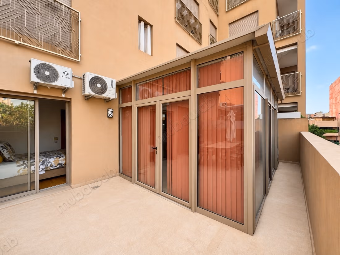 Apartamento a la venta en Guéliz. Superficie total 78 m². Ascensor y terraza