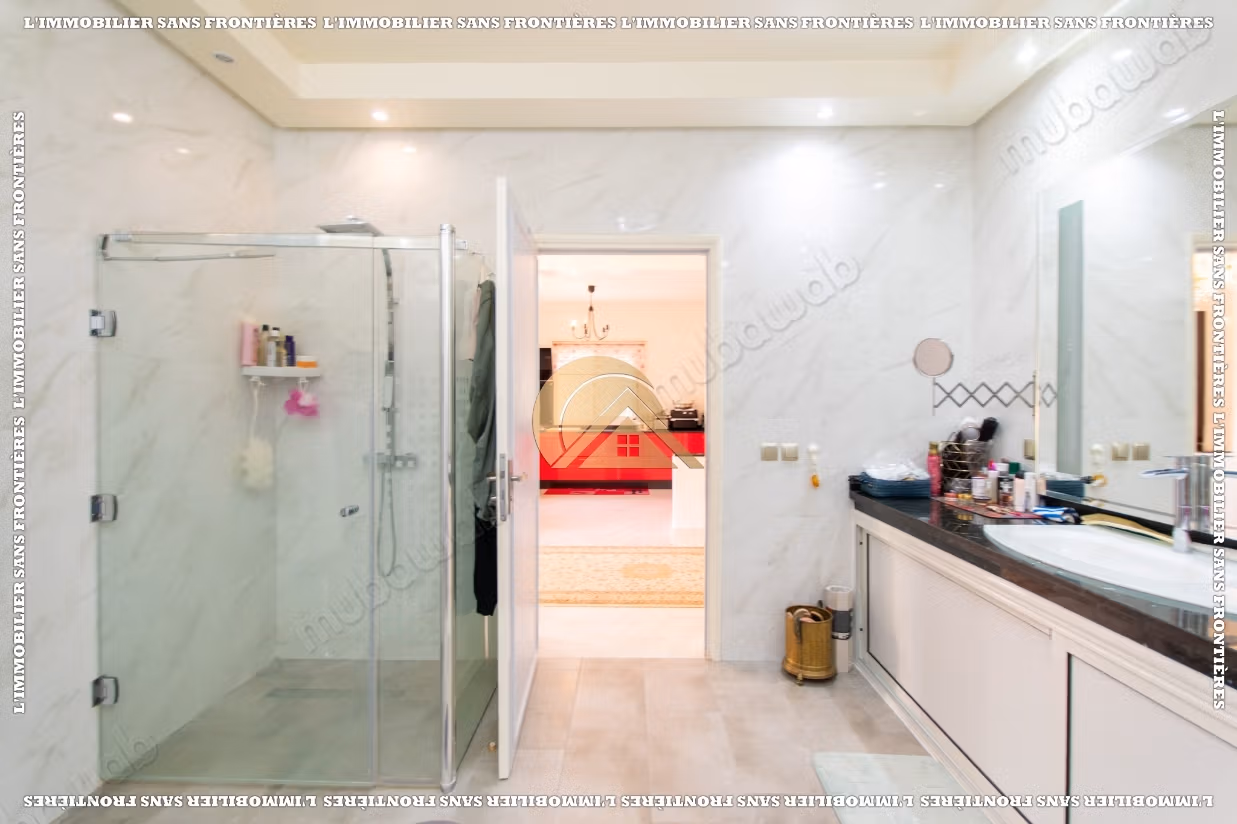 Empty villa for sale in Targa, Marrakech – Private pool – Land 400 m²