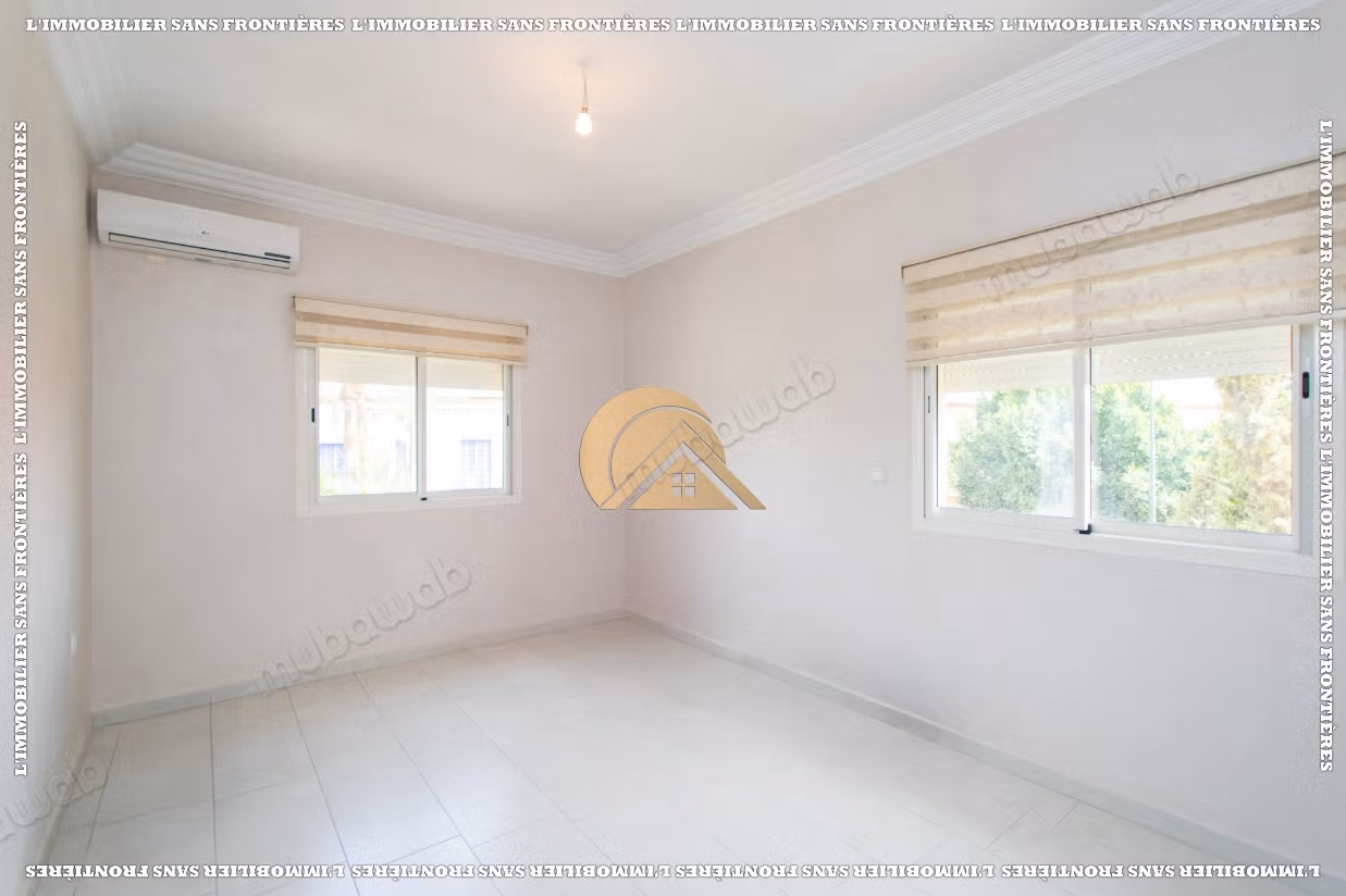 Empty villa for sale in Targa, Marrakech – Private pool – Land 400 m²