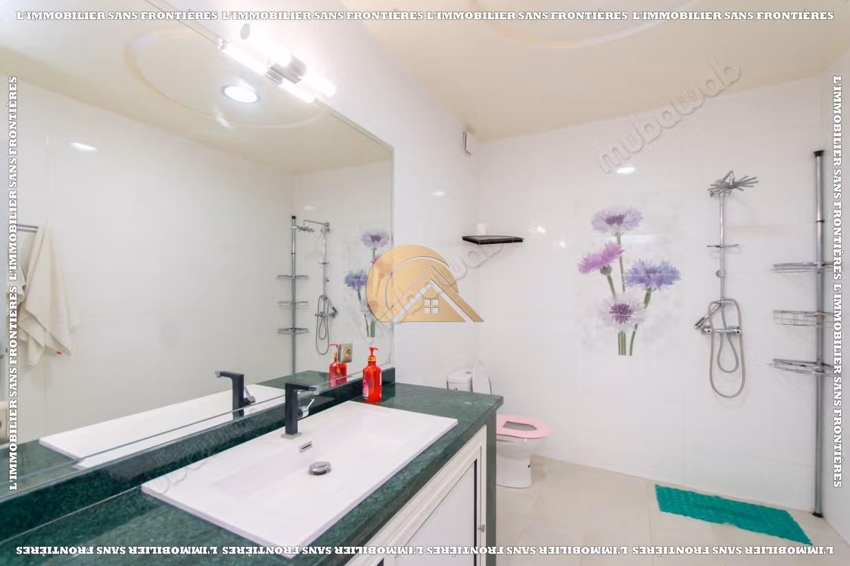 Empty villa for sale in Targa, Marrakech – Private pool – Land 400 m²
