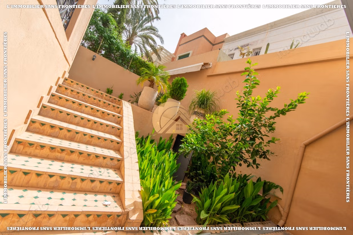 Empty villa for sale in Targa, Marrakech – Private pool – Land 400 m²