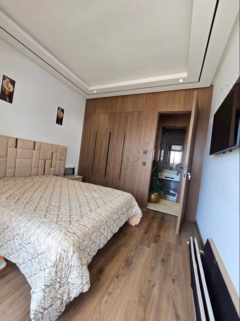 Studio meublé neuf a louer quartier califonie