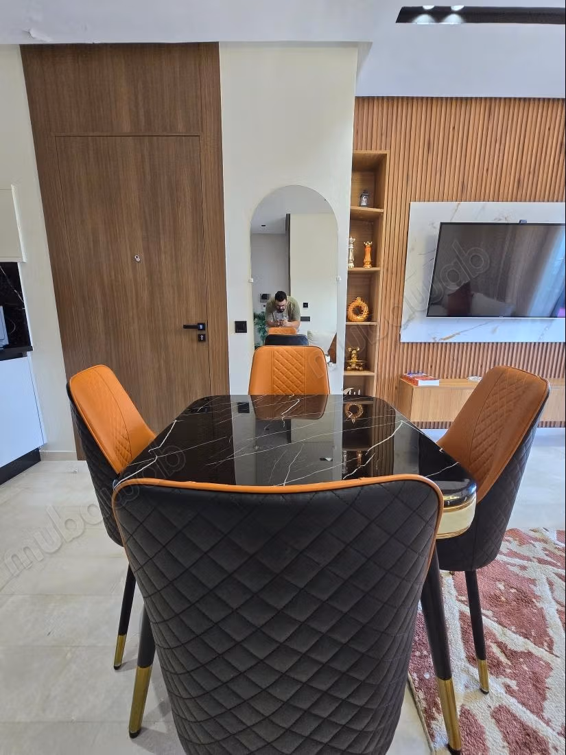 Studio meublé neuf a louer quartier califonie