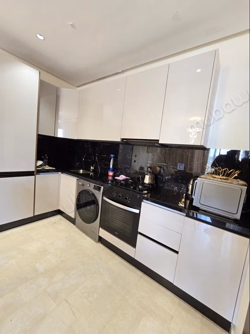 Studio meublé neuf a louer quartier califonie