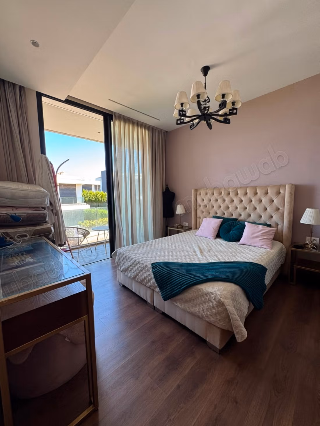 Villa completamente renovada en venta en Dar Bouazza