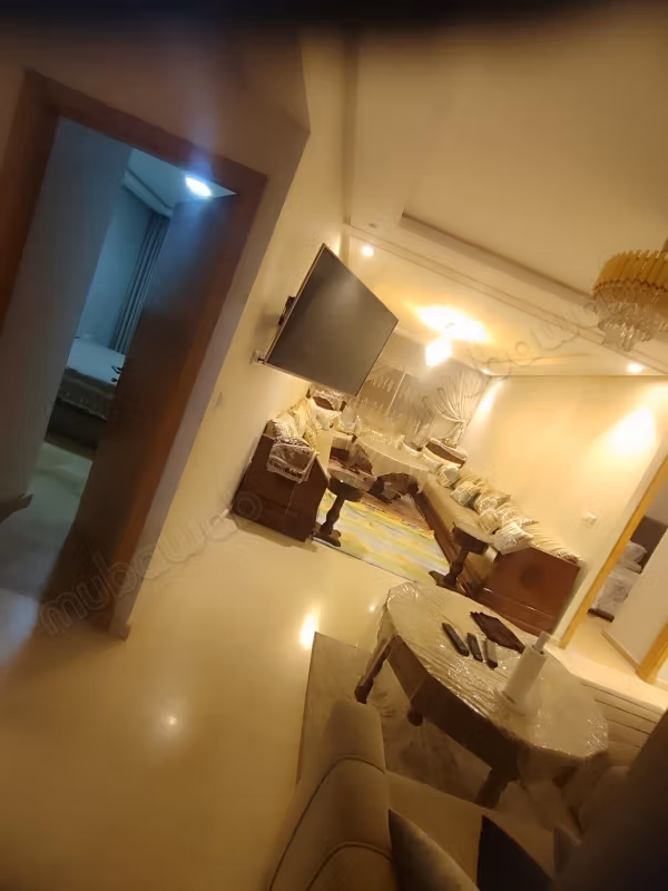 Appartement te huur in Haut Founty. 3 mooie slaapkamers. Gemeubileerd