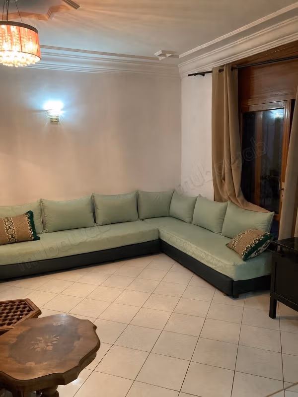 Agdal Bel appartement avec grande terrasse