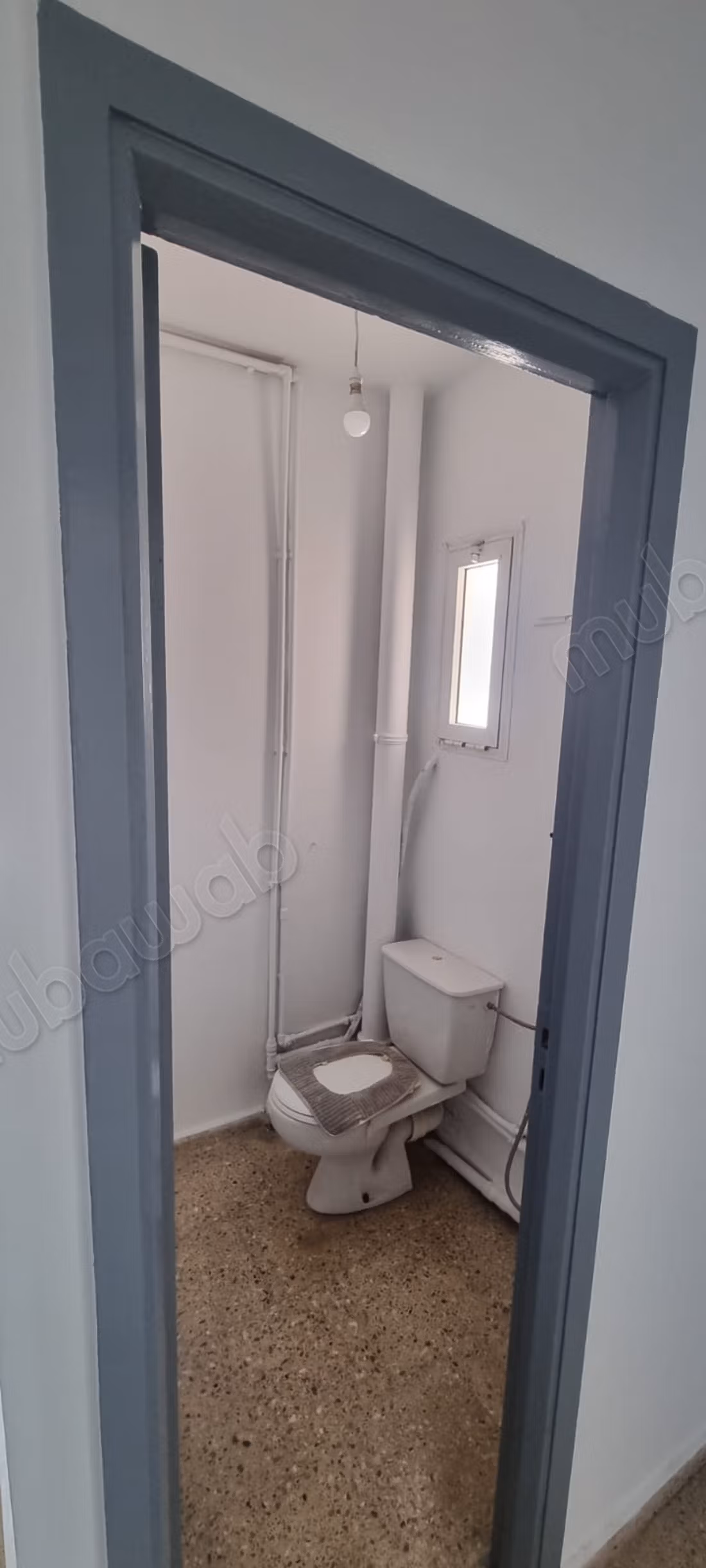 Verkoop van een mooi appartement in Hay Al Fath. 1 Kamers. Traditionele lounge, algemene satellietschotel