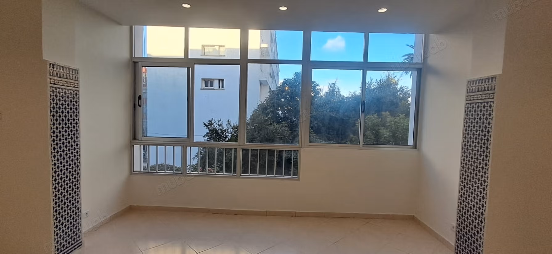 Quartiere CIL: Appartamento non arredato con 3 camere da letto