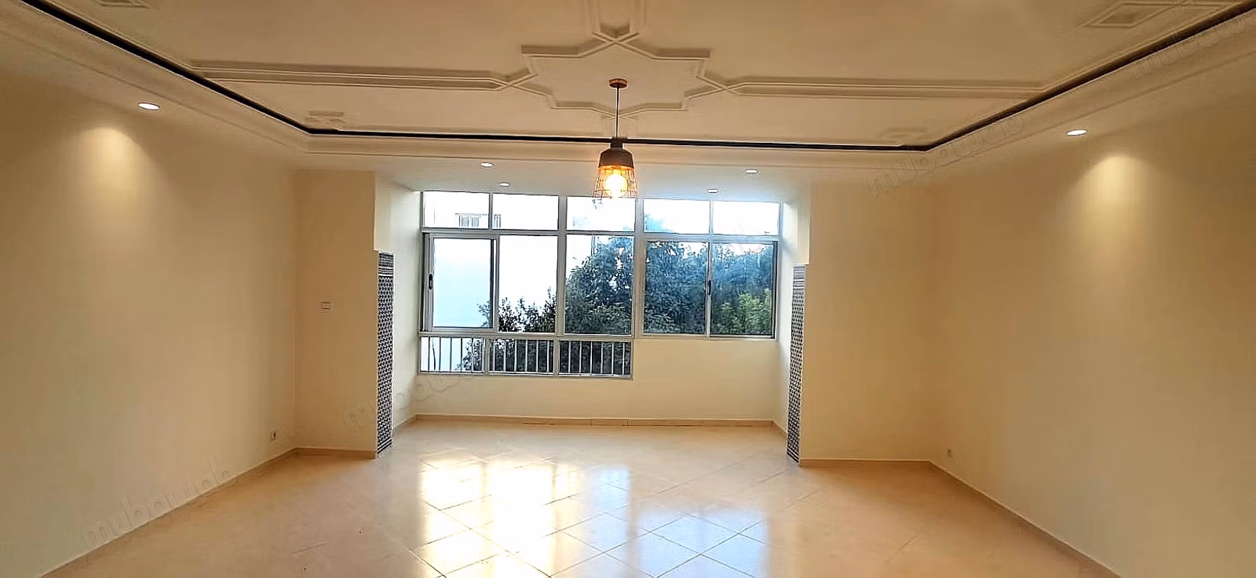 Quartier CIL: Appartement non meublé 3 chambres