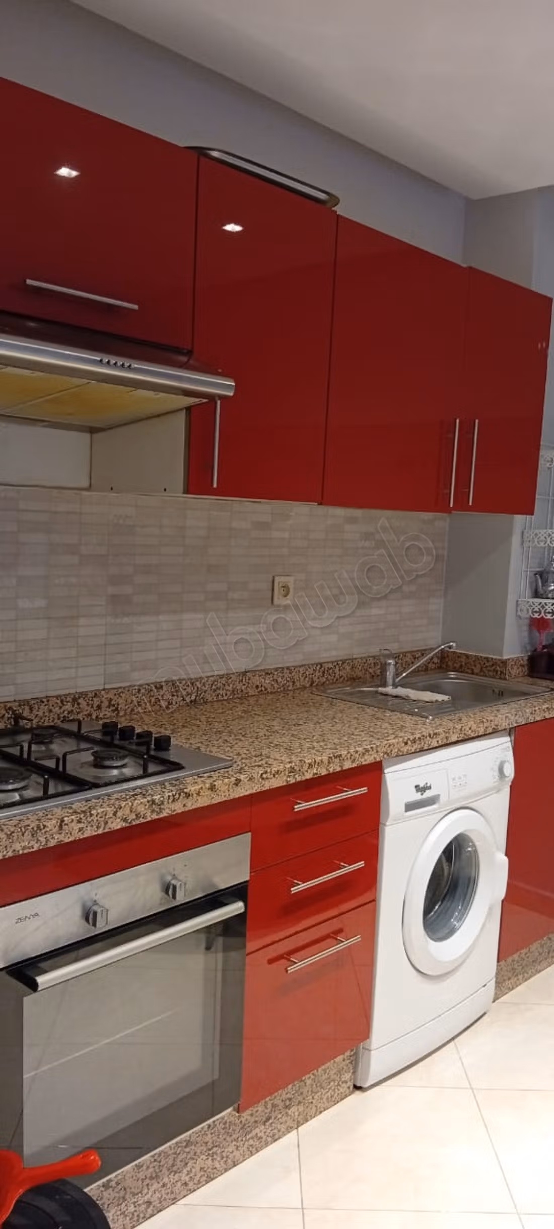 Appartamento fantastico in affitto nel quartiere El Ezdihar2, con stanze confortevoli. Arredato.