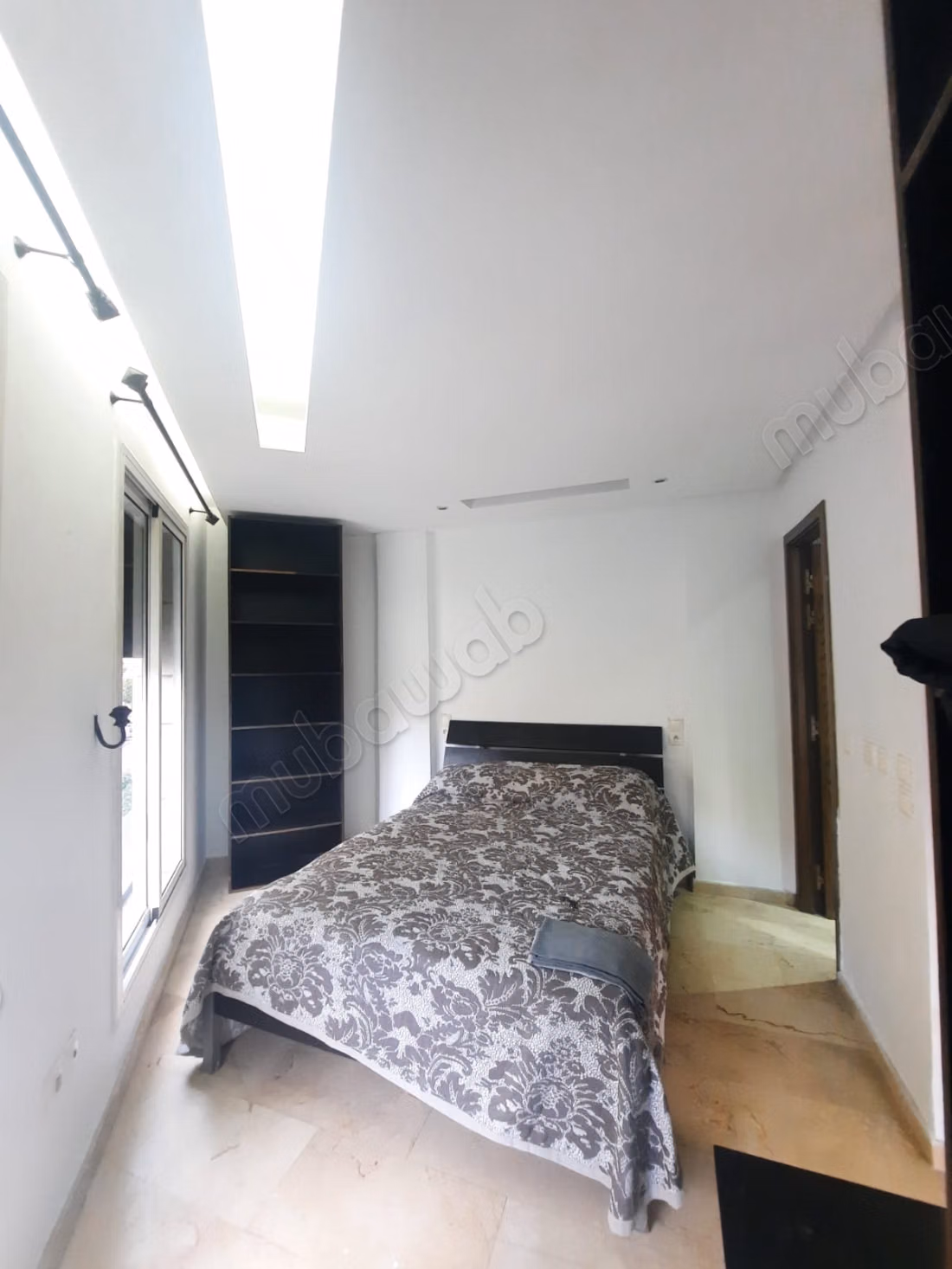 Location d'un appartement à Gauthier. 1 belle chambre. Meublé
