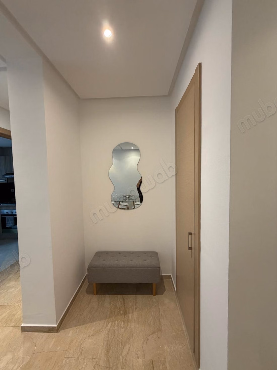 Un magnifique appartement rez de jardiin meublé