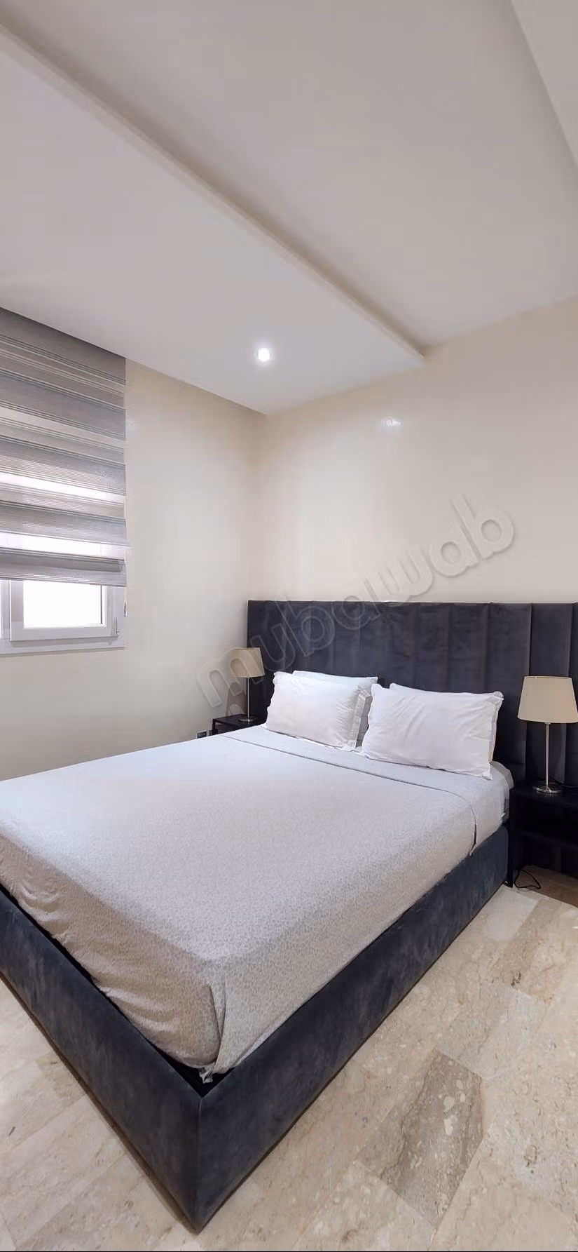 Bell'appartamento arredato con vista mare e piscina