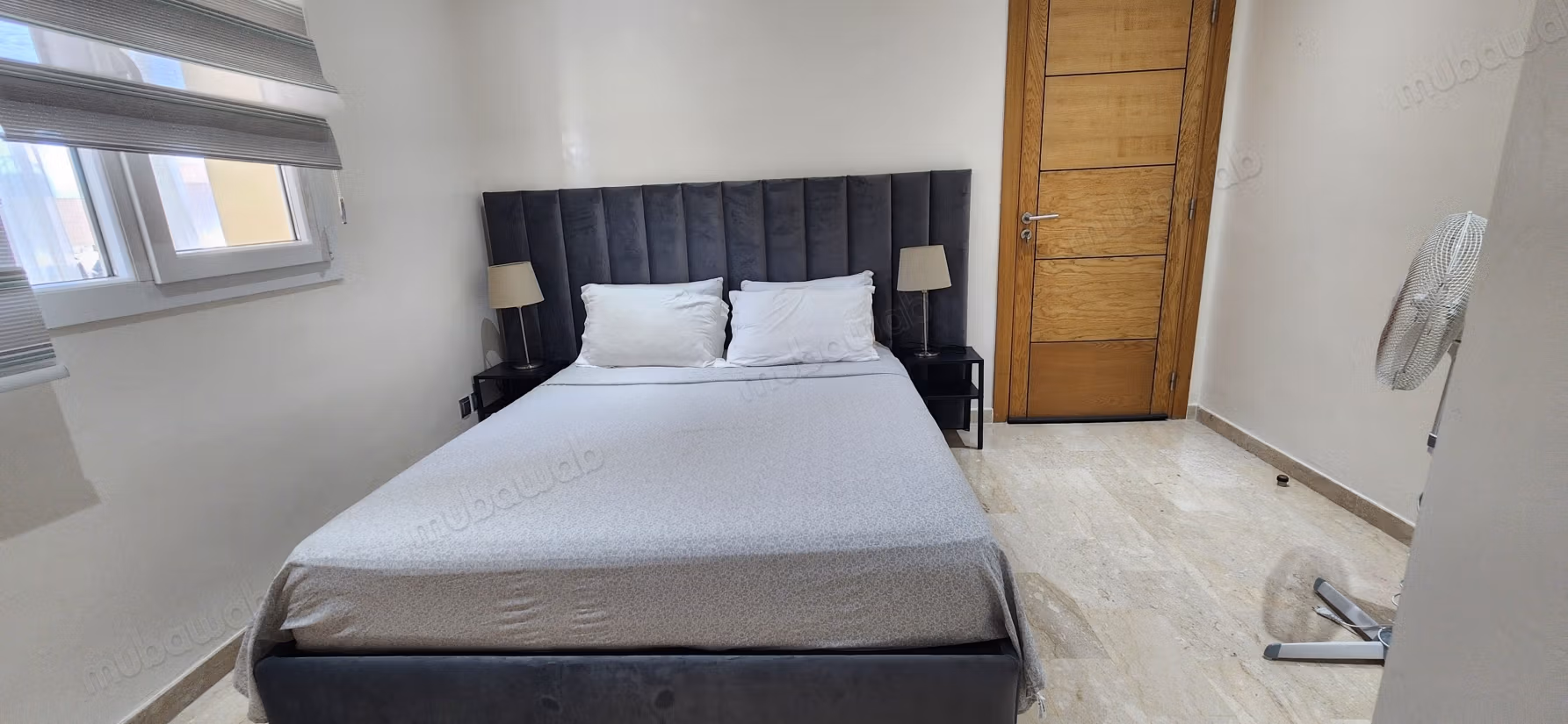 Bell'appartamento arredato con vista mare e piscina