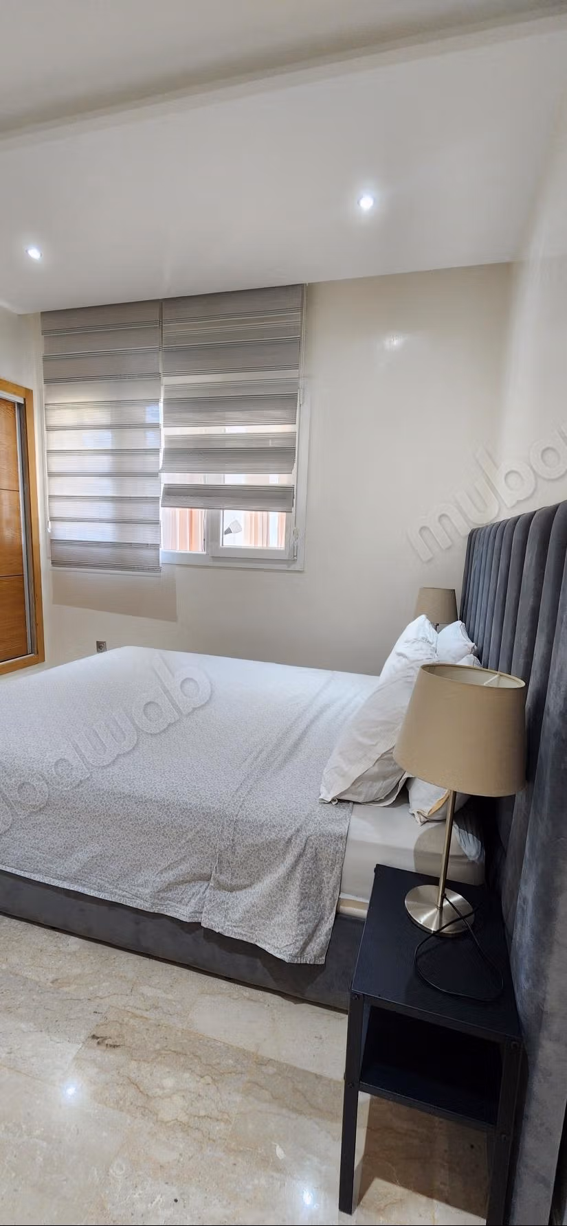 Bell'appartamento arredato con vista mare e piscina