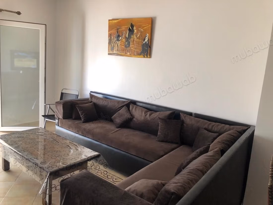 Apartment in a private residence with pool