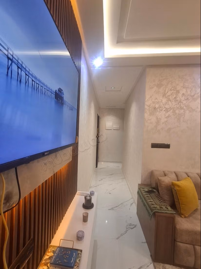Mooie appartement te koop in de Hassani-buurt van Tanger. Oppervlakte 64 m². Gemeubileerd