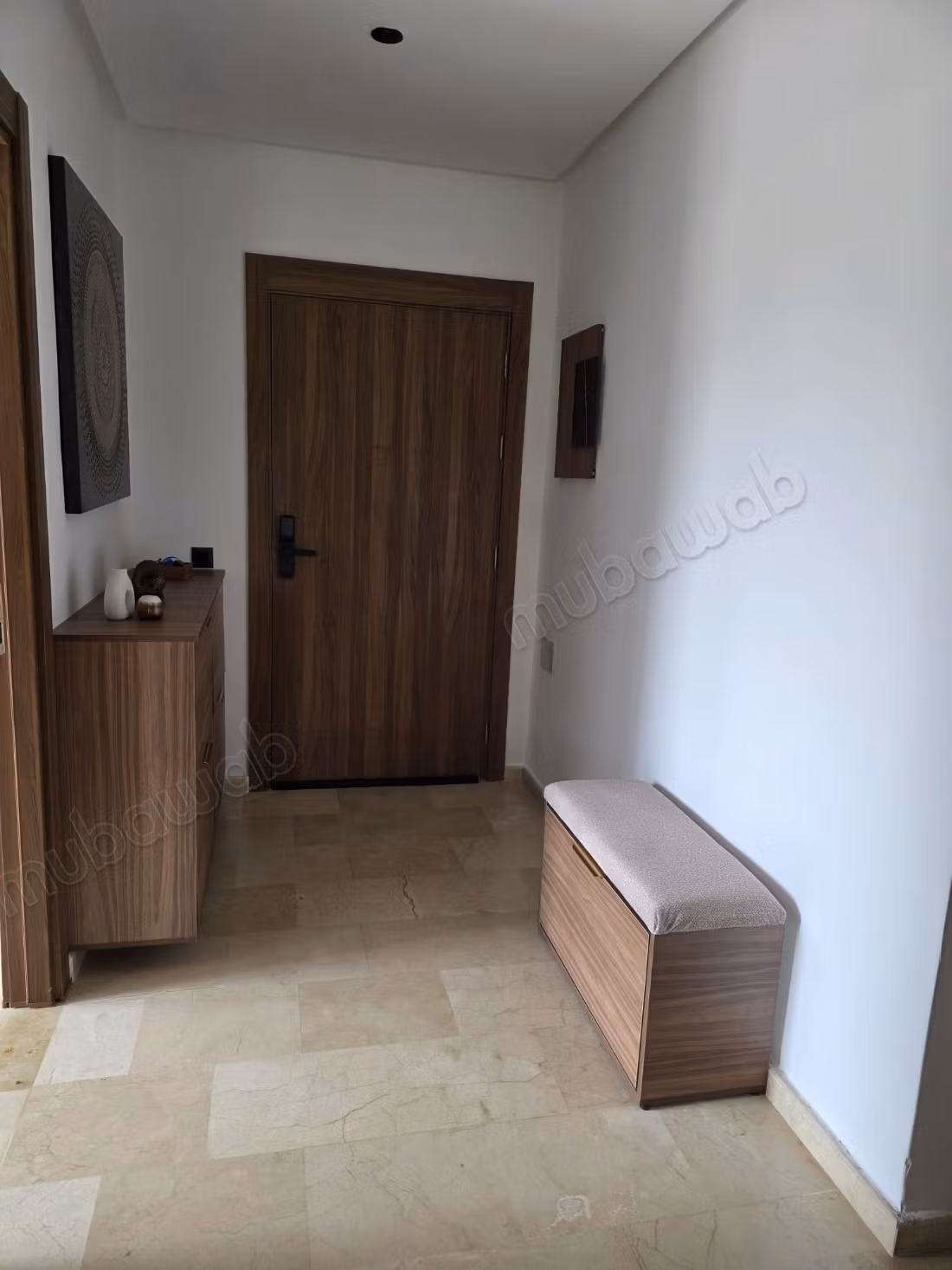 Bel appart meuble mansoria 8300 dh rdc