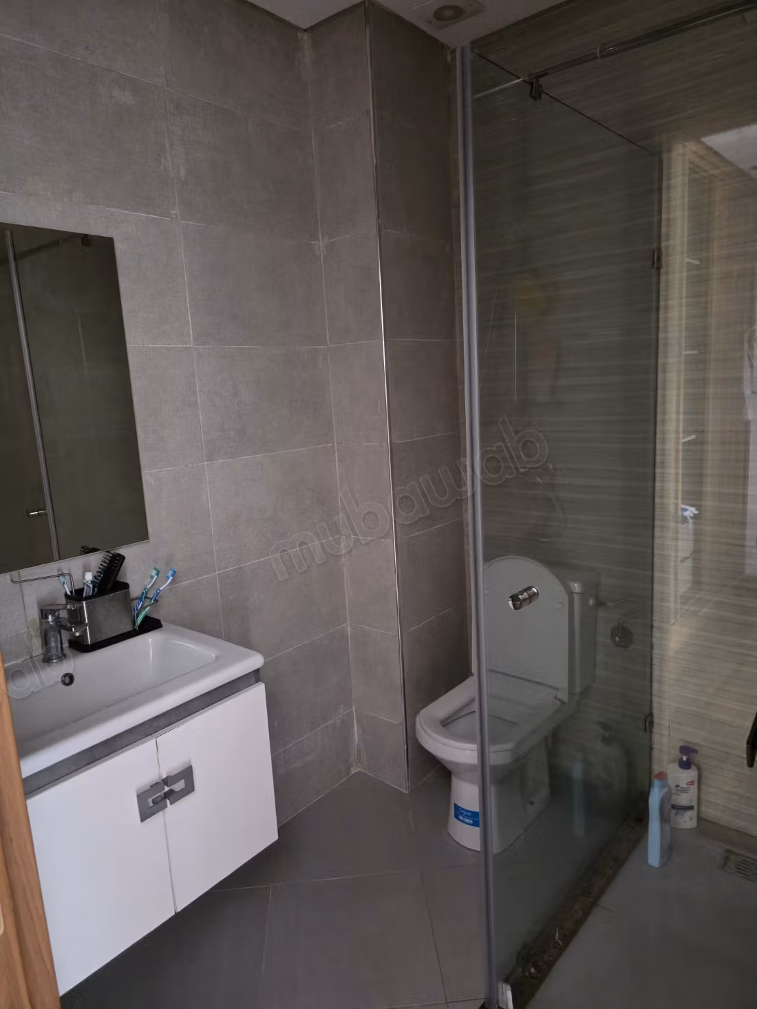 Bel appart meuble mansoria 8300 dh rdc