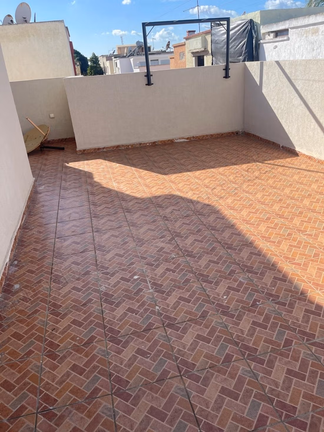 Villa à vendre hay barid nahda 
rabat