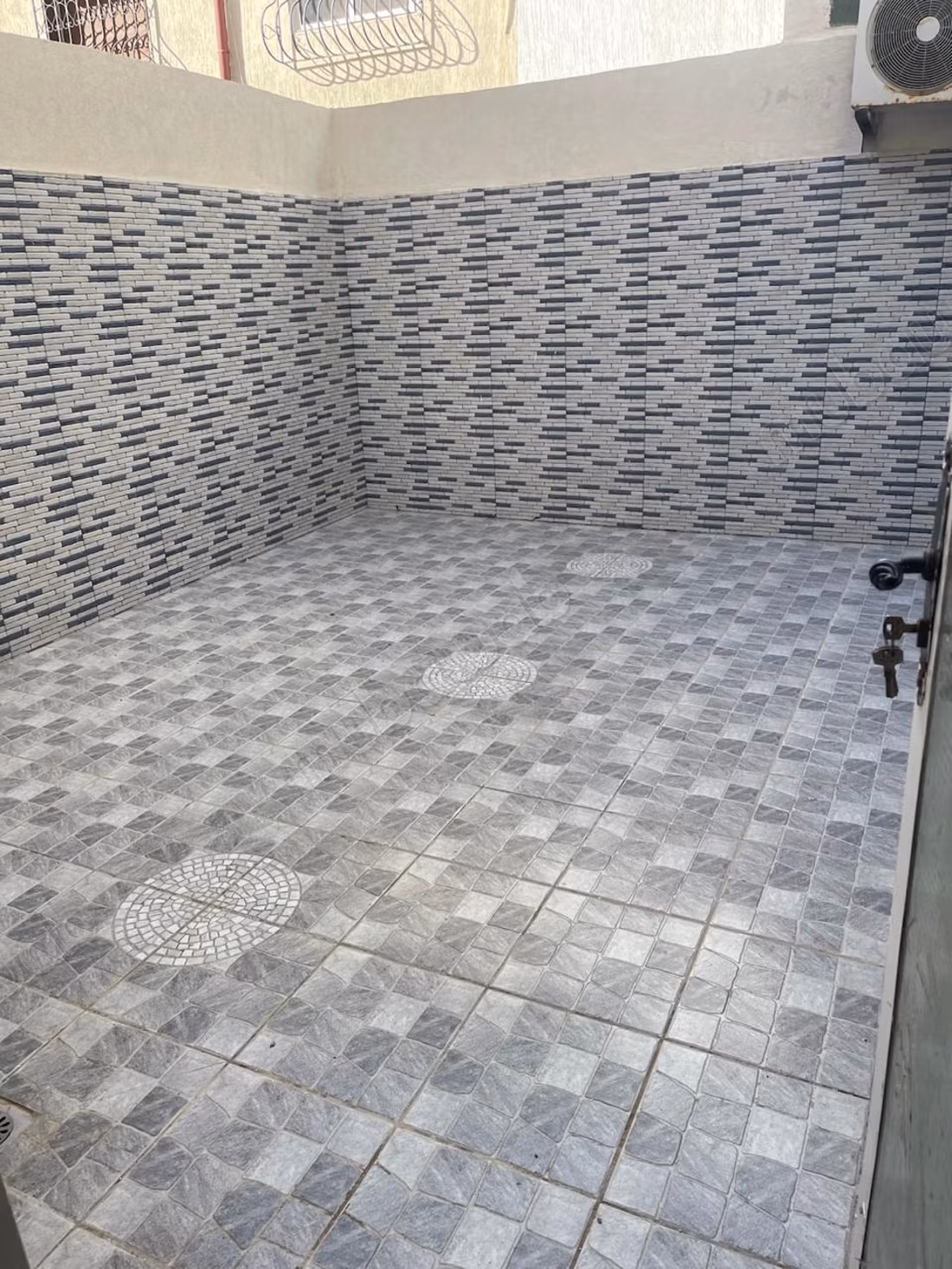 Villa à vendre hay barid nahda 
rabat