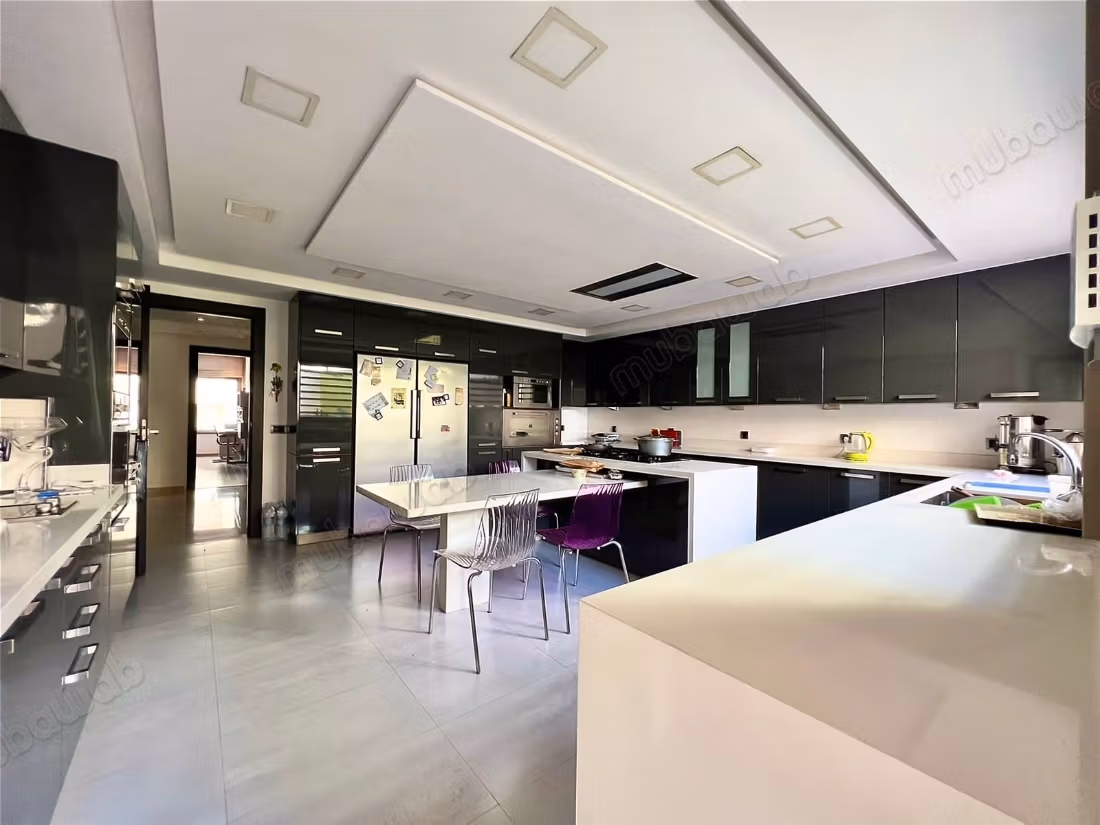 Prestigieuze Appartement te Huur Gemeubileerd op Massira Boulevard