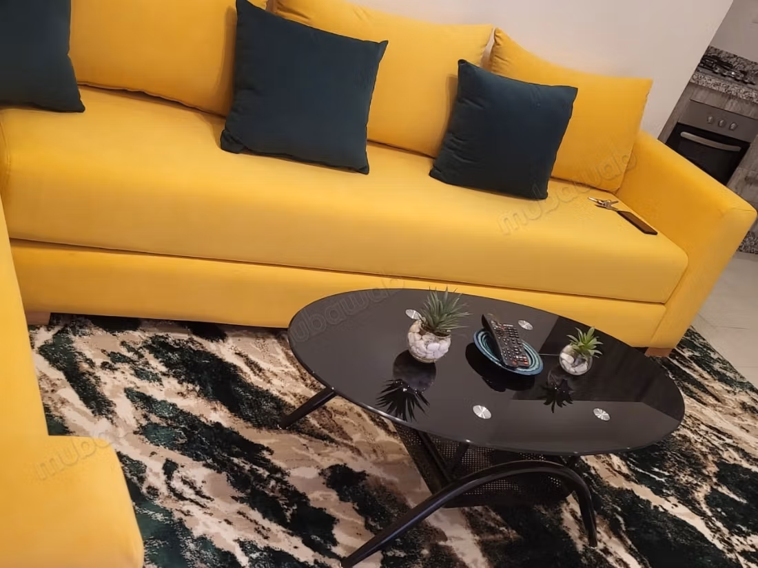 Locatie leuk gemeubileerd studio in Samlalia. 50 meter