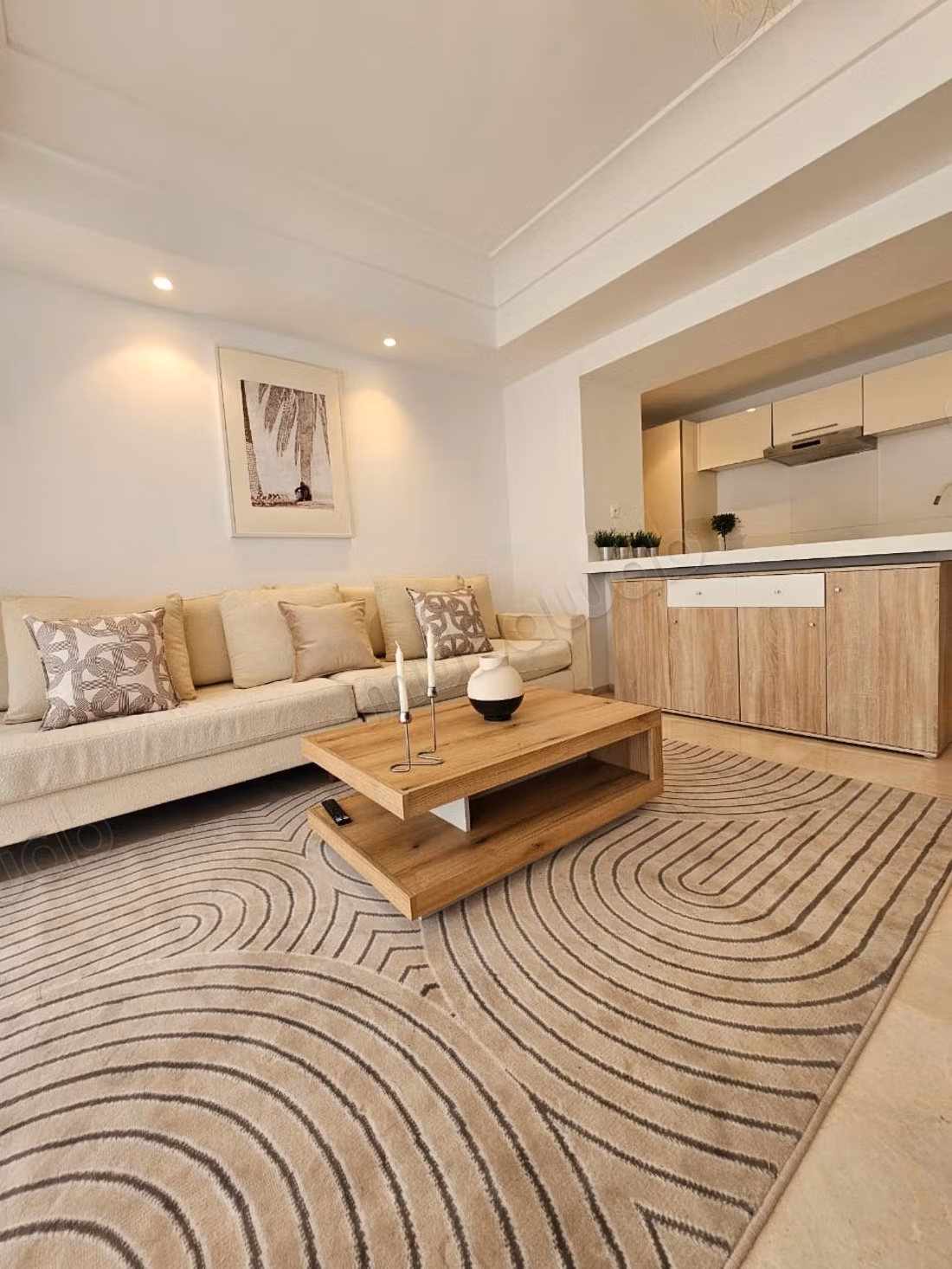 Louez cet appartement à Casablanca Finance City.
Surface de 64 m².
Meublé