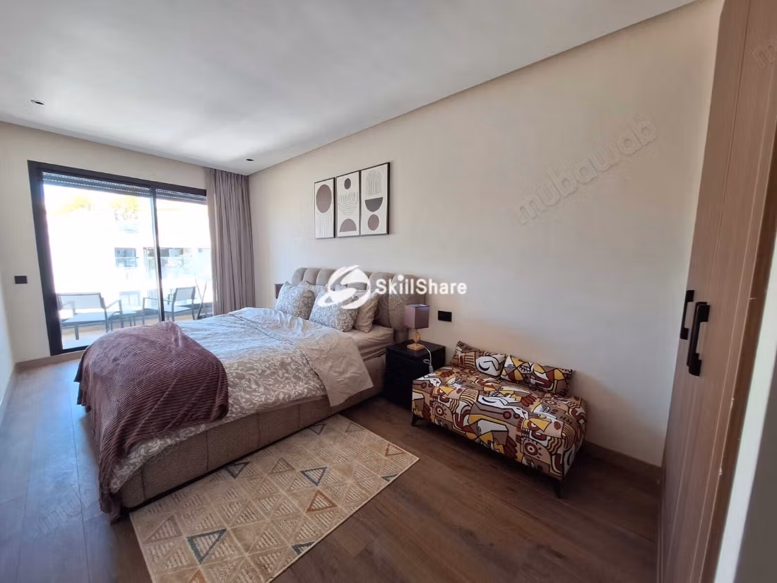 Studio di alto livello arredato in affitto – Palmier