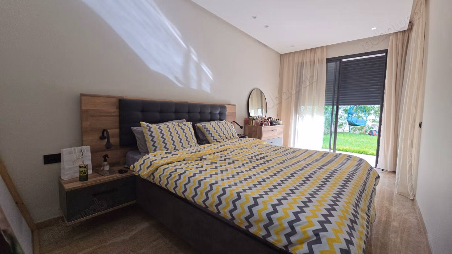 Ground Floor Apartment with Private Pool Facing South