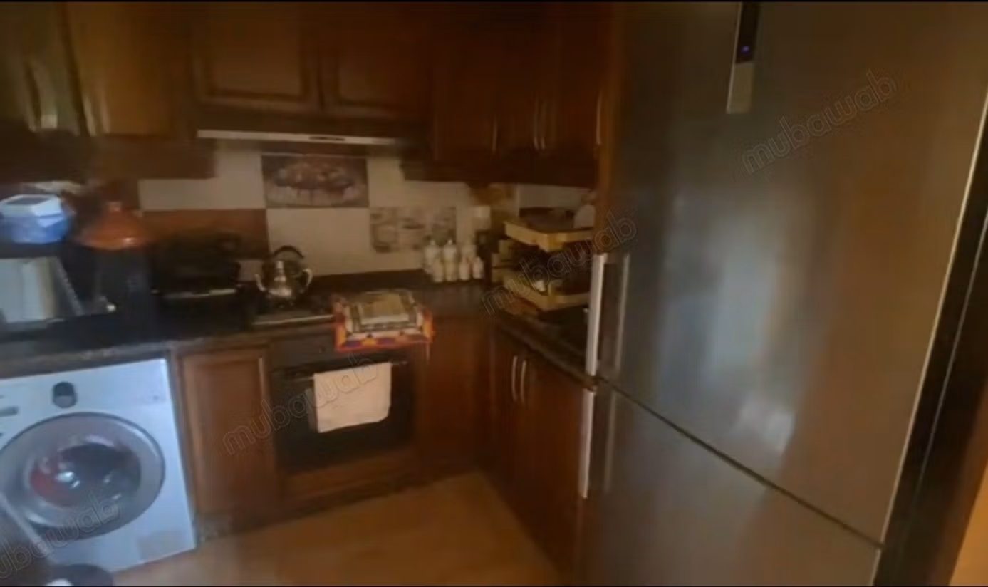 Bell'appartamento in affitto a Kébibat. Superficie di 90 m². Ben arredato