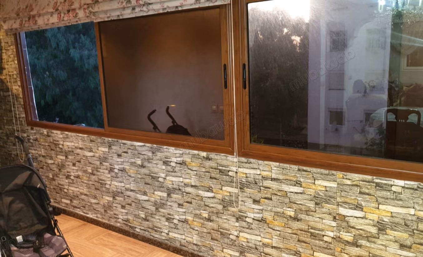 Bell'appartamento in affitto a Kébibat. Superficie di 90 m². Ben arredato