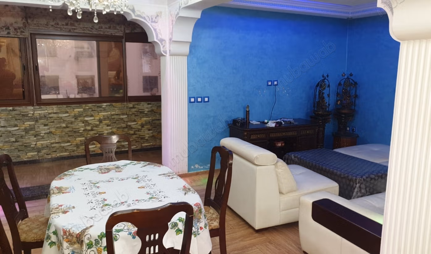 Bell'appartamento in affitto a Kébibat. Superficie di 90 m². Ben arredato