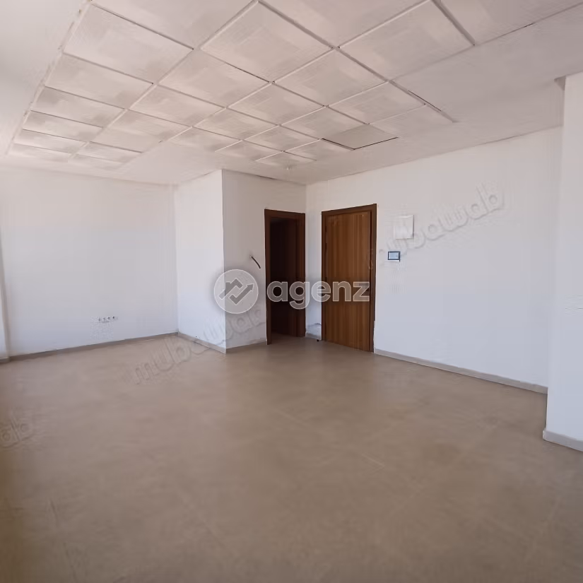 Ufficio in affitto 78 m² Oulfa Casablanca